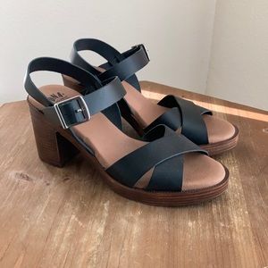 DNA black leather sandals. Never worn.